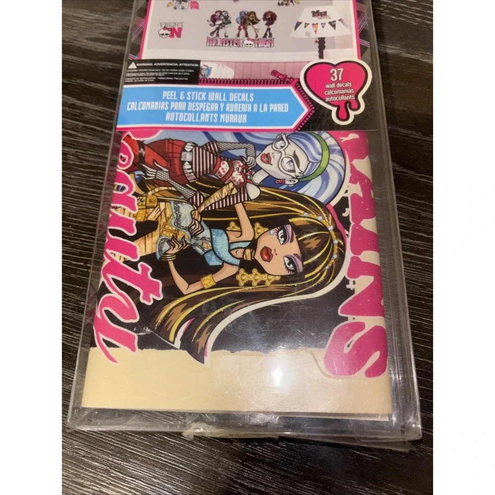 Monster High -‎ Removable Wall Decals